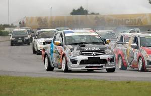 Super car round 5_0013.JPG